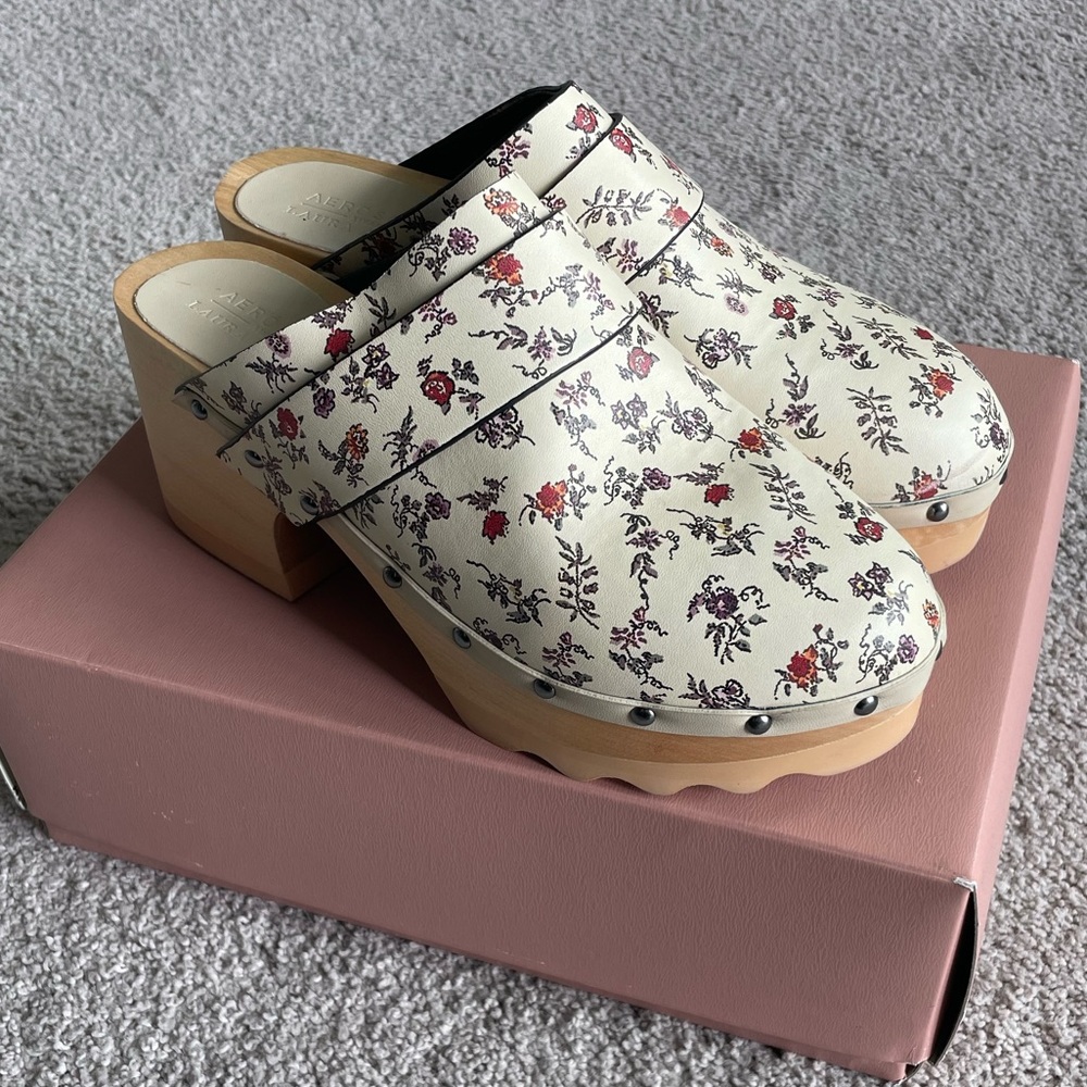 Laura Ashley Aerosoles floral vegal leather cruelty free wooden mule clogs